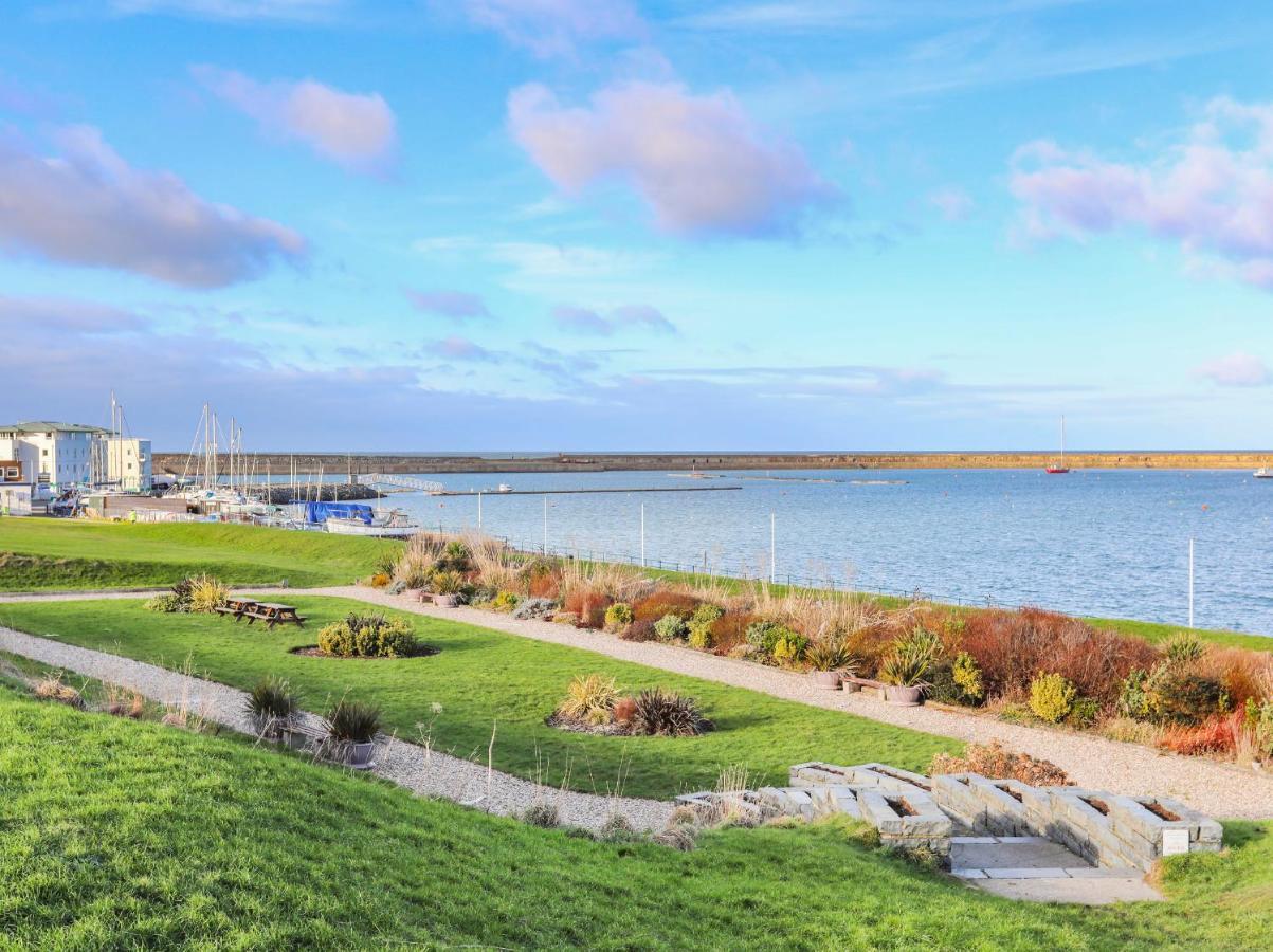 Port Apartment 1 Holyhead Buitenkant foto
